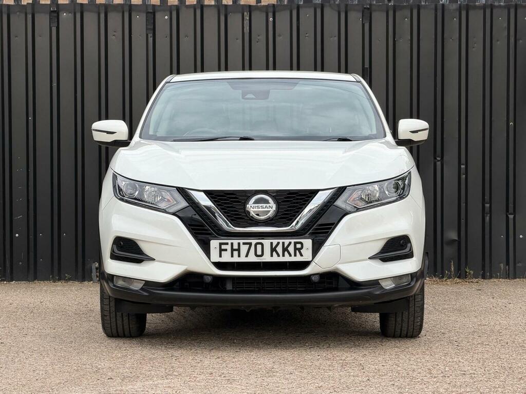 Nissan Qashqai 1.3 Dig-t Acenta Premium Euro 6 S S FH70KKR White #4