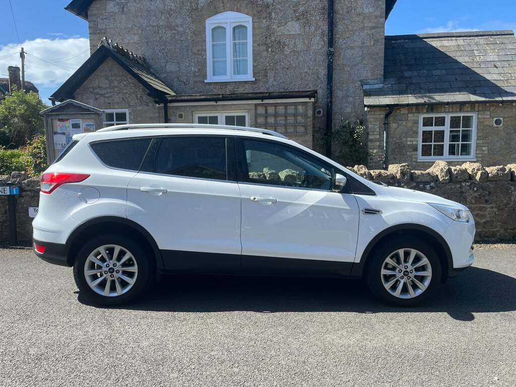 Ford Kuga 2.0 Tdci Titanium Suv 2Wd Euro 6 EJ65ULR White #2