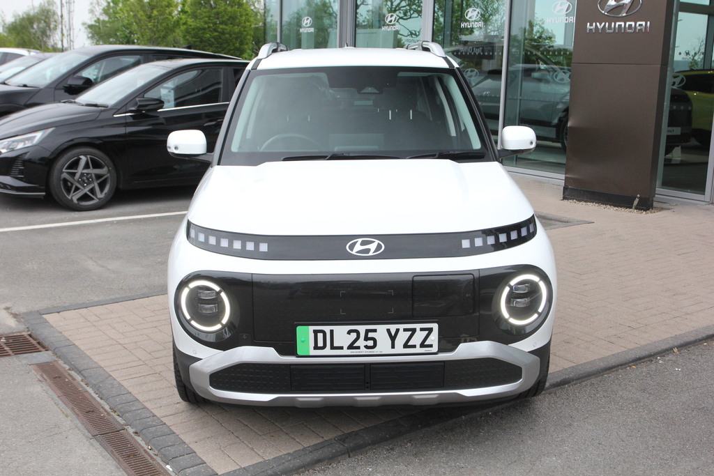 Hyundai Inster 85Kw 02 49Kwh DL25YZZ White #2