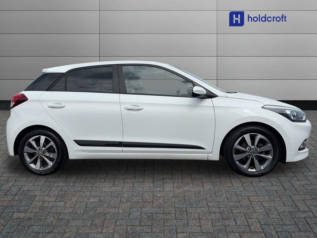 Hyundai I20 1.2 Premium Nav DX67OCF White #3