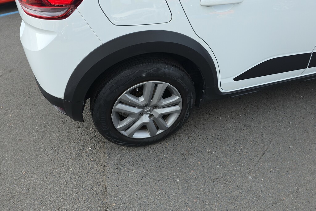 Dacia Sandero Stepway 1.0 Tce Comfort DU72XML White #4