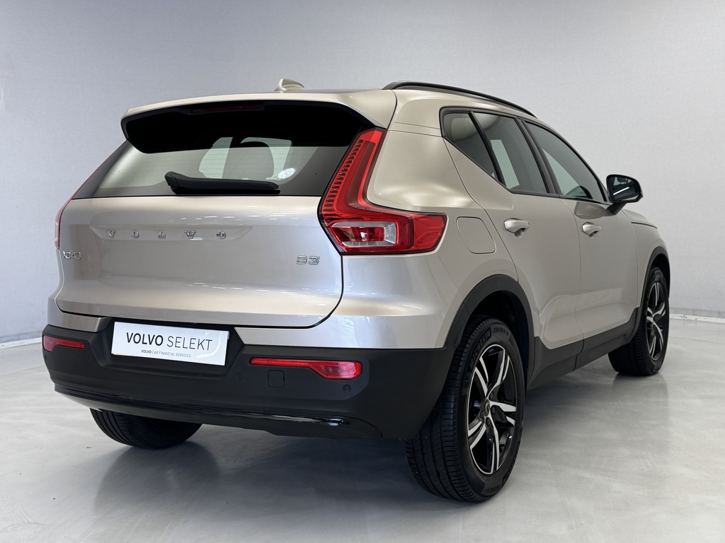 Volvo XC40 2.0 B3p Plus Dark DX72LVC Gold #3