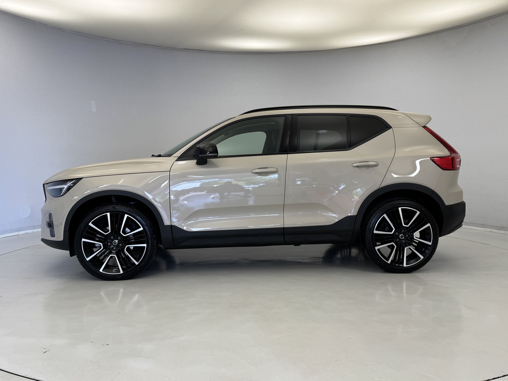 Volvo XC40 2.0 B4p Ultra Dark OY75XDO Gold #2