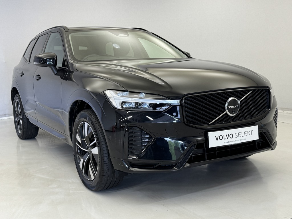 Volvo XC60 2.0 B5p Plus Dark Awd Geartronic Black