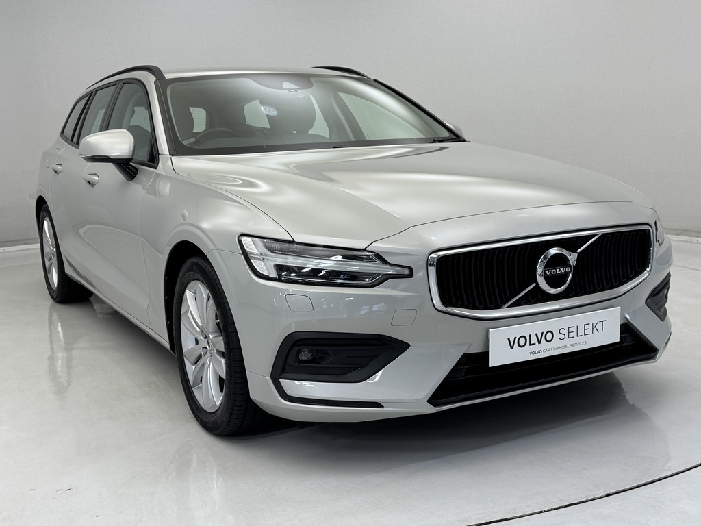 Volvo V60 2.0 D3 Momentum Pro Gold
