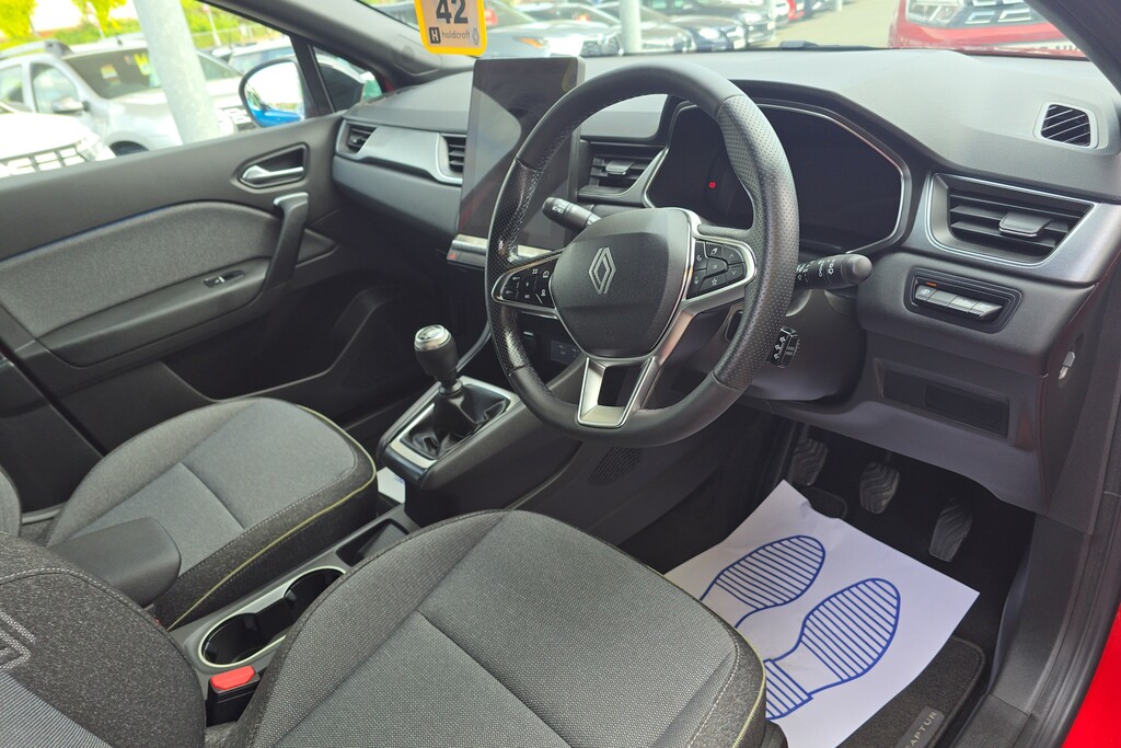 Renault Captur 1.2 Tce 115 Techno BN26PXU Red #3