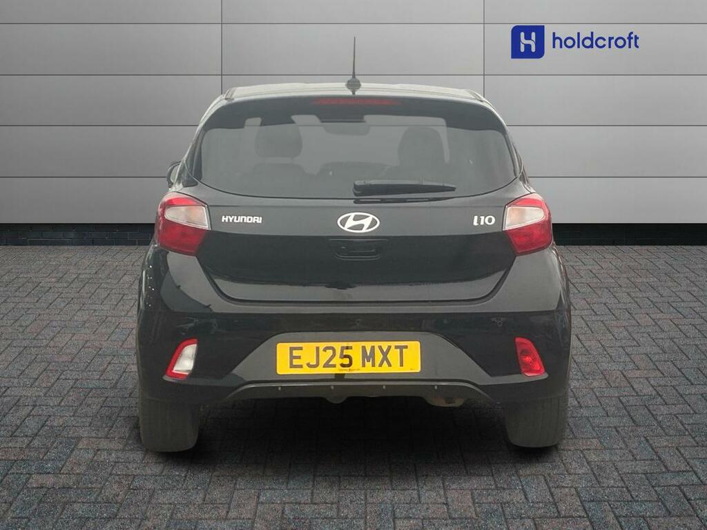 Hyundai I10 1.0 63 Premium Nav EJ25MXT Black #3