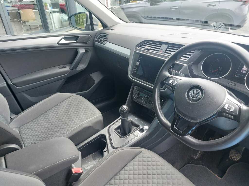 Volkswagen Tiguan 2.0 Tdi 150 Match Silver #2