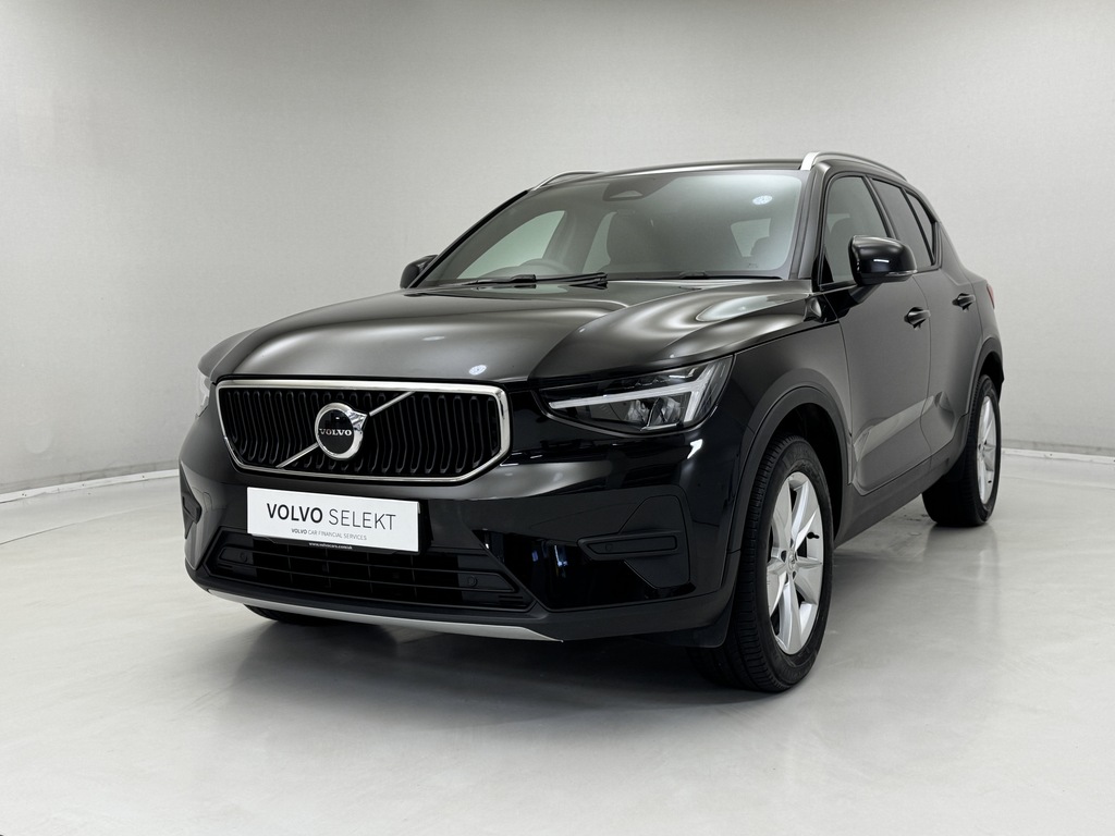 Volvo XC40 2.0 B3p Core RJ25FYS Black #3