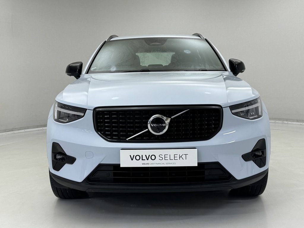 Volvo XC40 2.0 B3p Plus Dark NL73XJN Blue #4