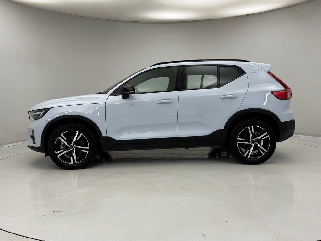 Volvo XC40 2.0 B3p Plus Dark NL73XJN Blue #2