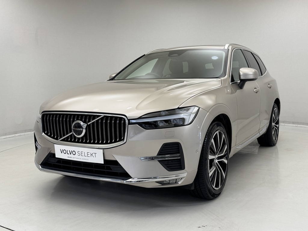 Volvo XC60 2.0 B5p Ultra Dark Awd Geartronic RA74LPK Gold #4