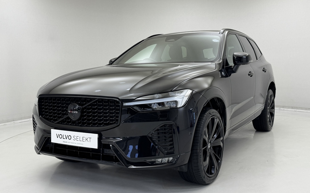 Volvo XC60 2.0 B5p Ultra Black Edition Awd Geartronic RF74ZSW Black #3