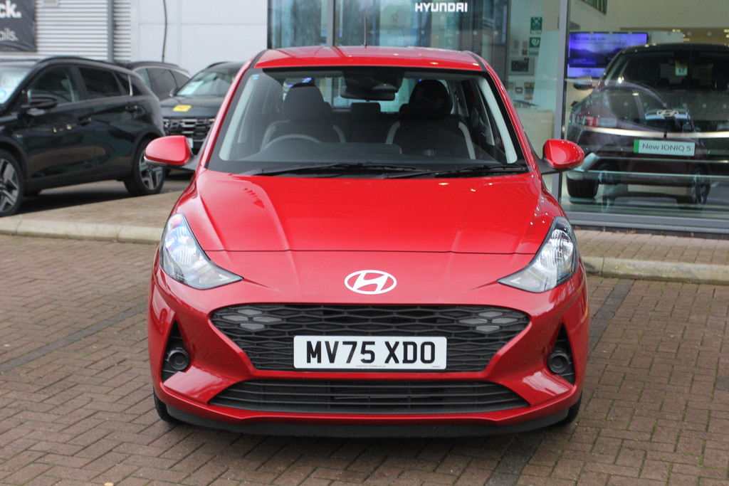Hyundai I10 1.0 63 Advance Nav MV75XDO Red #6