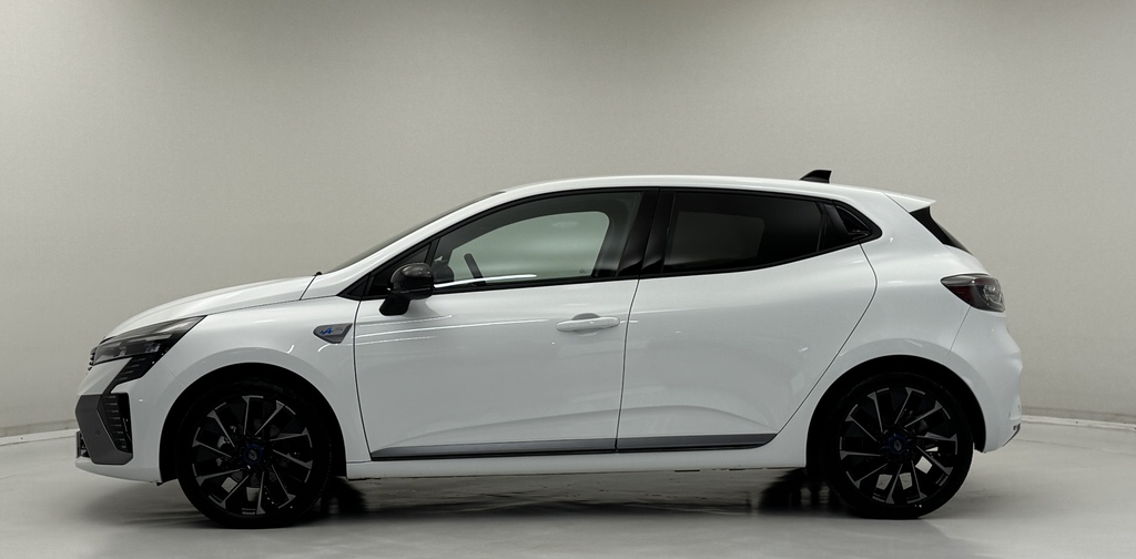 Renault Clio 1.6 E-tech Full Hybrid 145 Esprit Alpine BK74FFN #3