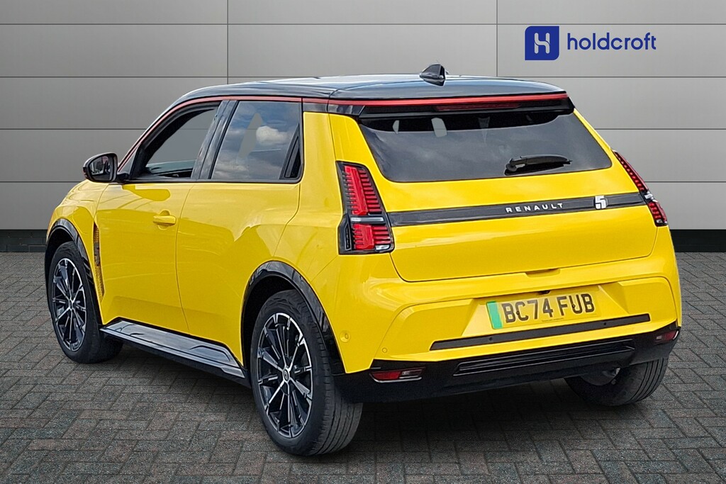 Renault 5 E-Tech 110Kw Iconic Five Comfort Range 52Kwh BC74FUB Black #2