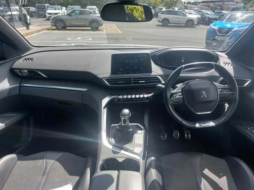 Peugeot 3008 1.5 Bluehdi Gt Line KY19JCG White #2