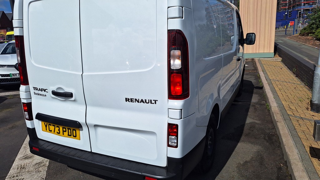 Renault Trafic Sl28 Blue Dci 130 Business Van YC73PDO White #4