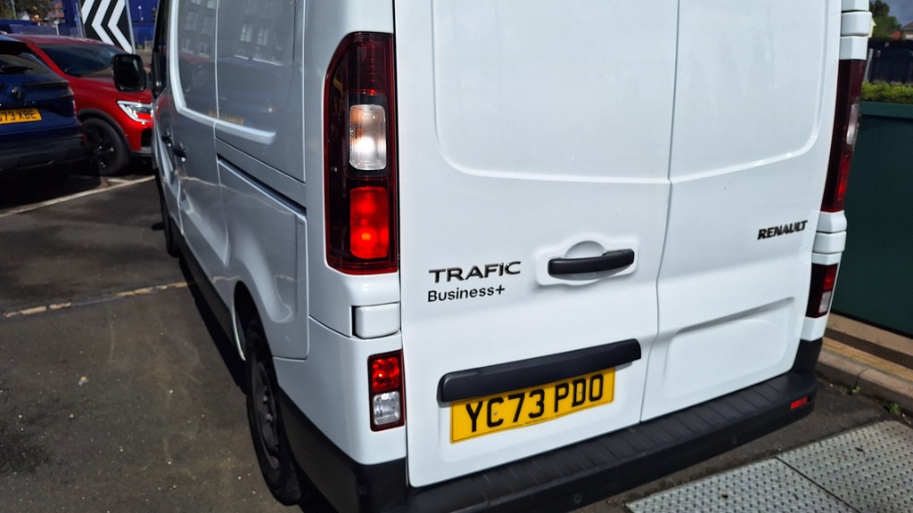 Renault Trafic Sl28 Blue Dci 130 Business Van YC73PDO White #3