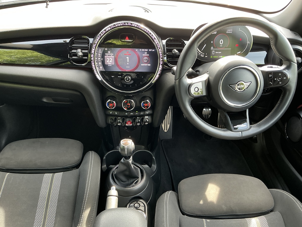 Mini Hatch 1.5 Cooper Sport BD71GOE Red #5