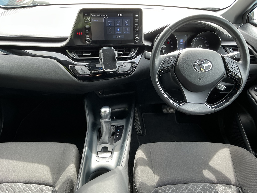 Toyota C-Hr 1.8 Hybrid Icon Cvt ME72AOV Grey #2