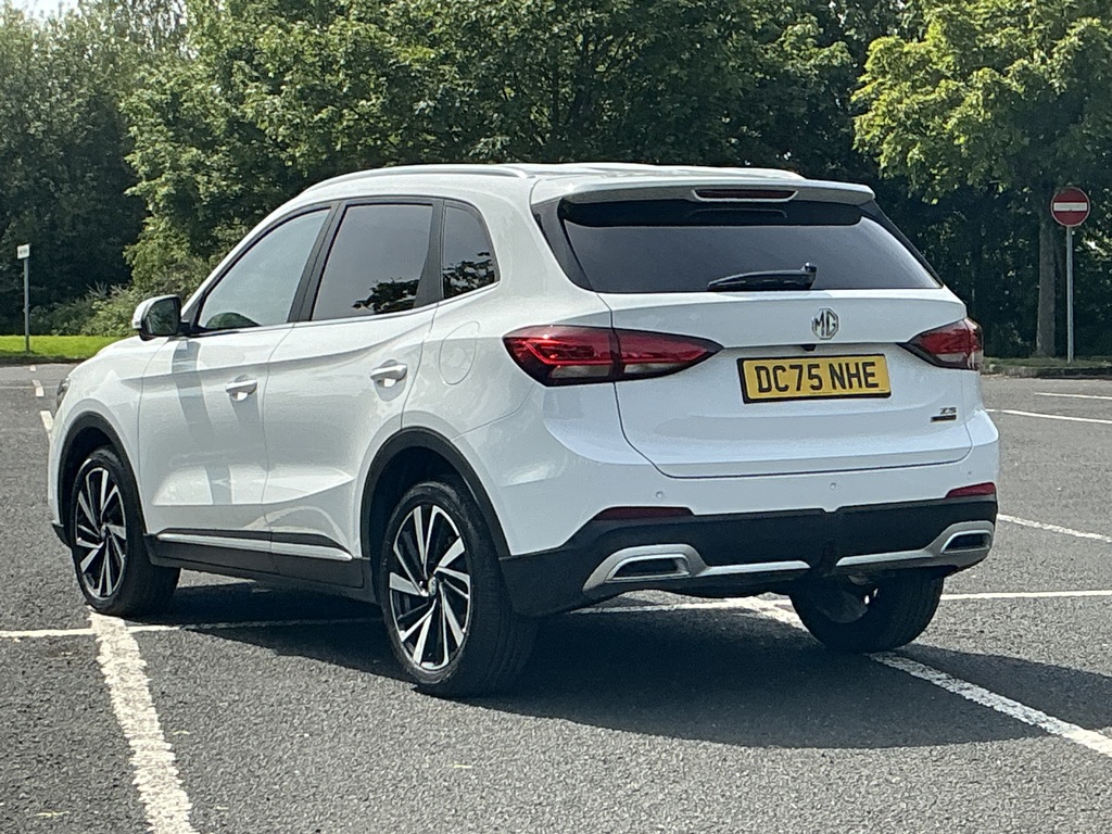 MG ZS 1.5 Hybrid Trophy DC75NHE White #6