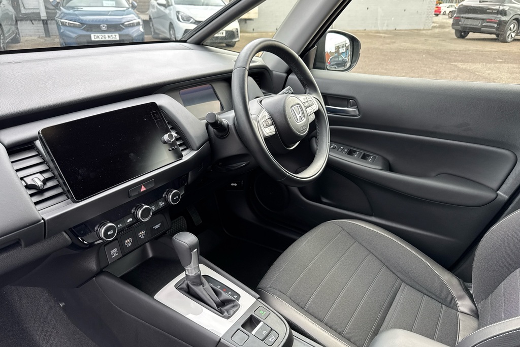 Honda Jazz 1.5 I-mmd Hybrid Crosstar Advance Ecvt DC73KUV Black #2