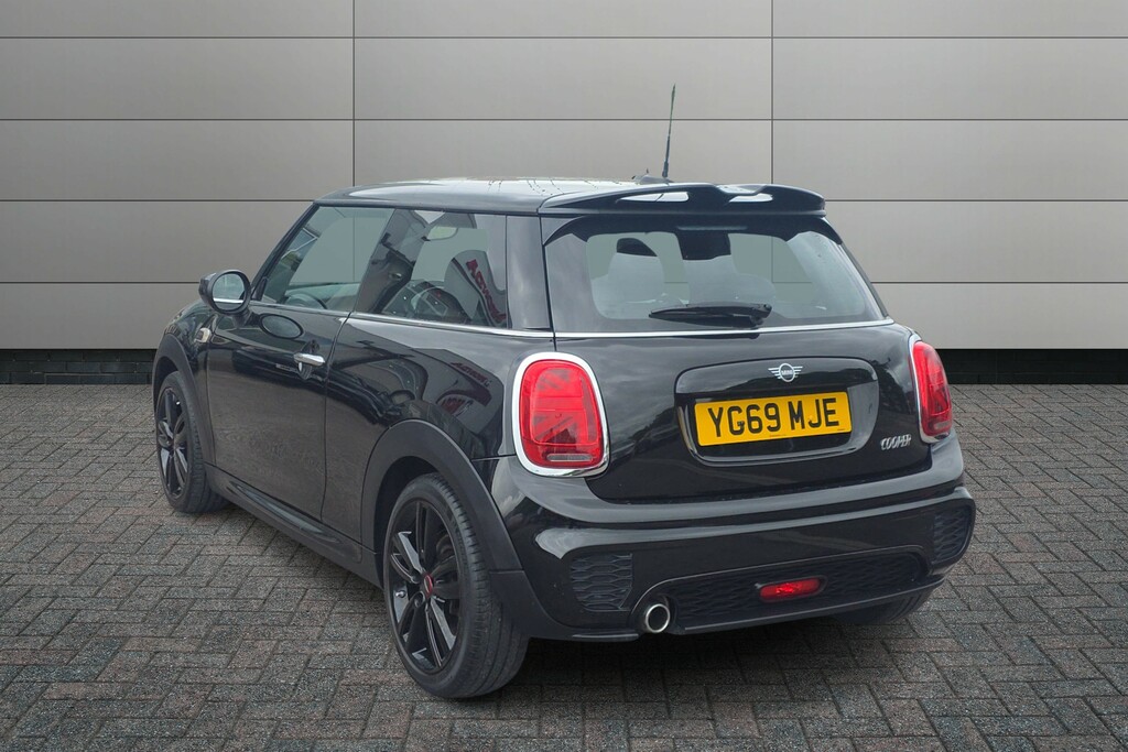 Mini Hatch 1.5 Cooper Sport II Nav Pack YG69MJE Black #3