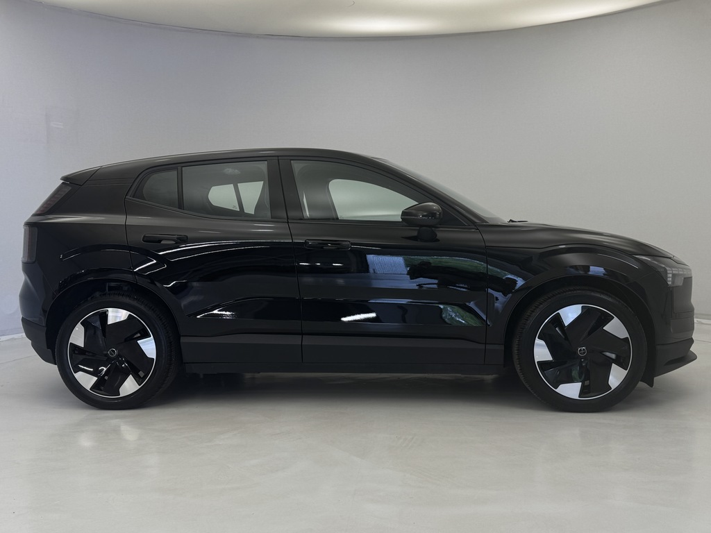 Volvo EX30 315Kw Twin Motor Performance Plus 69Kwh DY75VLR #5