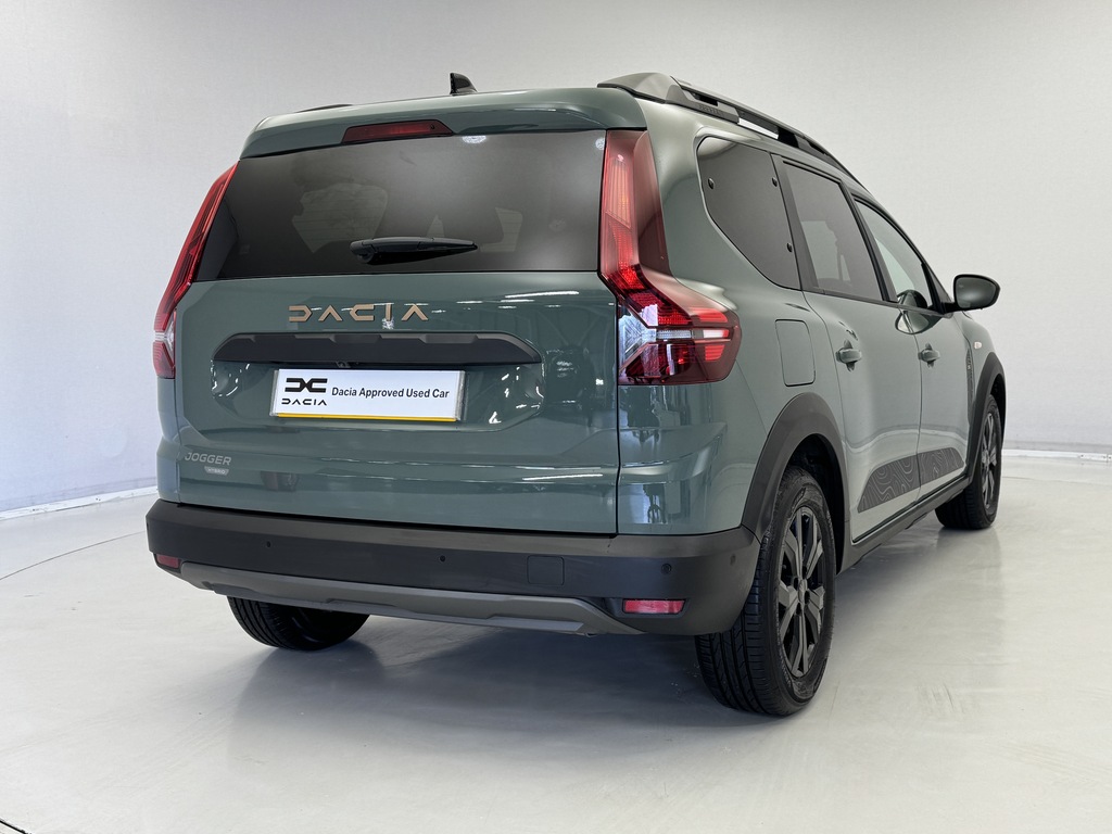 Dacia Jogger 1.6 Hev Extreme Green #6