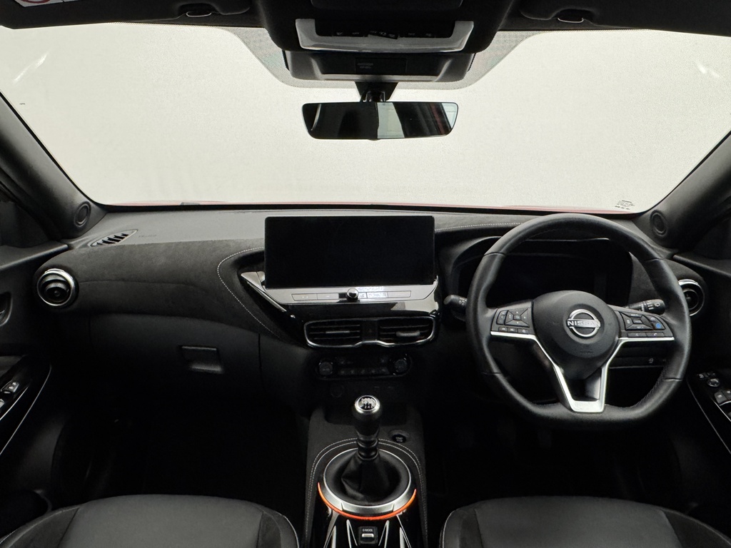 Nissan Juke 1.0 Dig-t Tekna OW74WBP Red #3