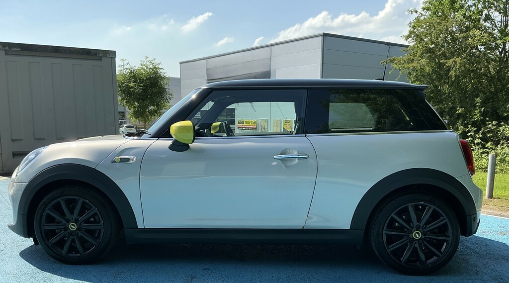 Mini Hatch 135Kw Cooper S Level 2 33Kwh BJ70OKM Silver #5