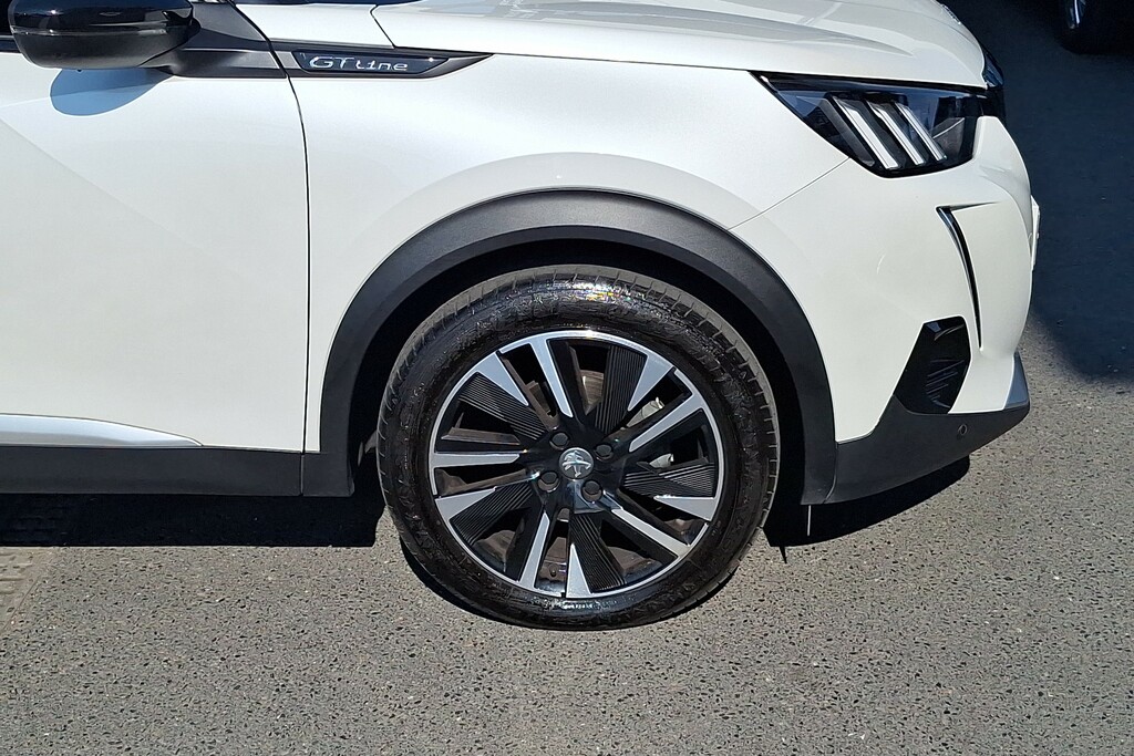 Peugeot 2008 1.2 Puretech 130 Gt Line VU69UYD White #4