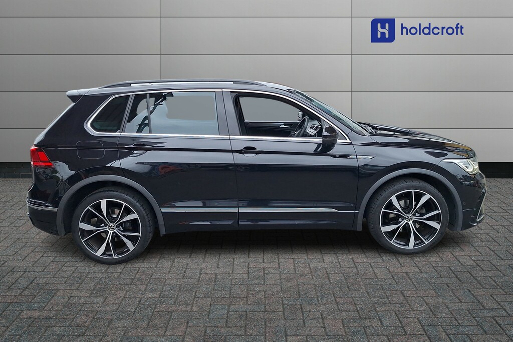 Volkswagen Tiguan 2.0 Tdi R-line Dsg DE23BFX Black #5