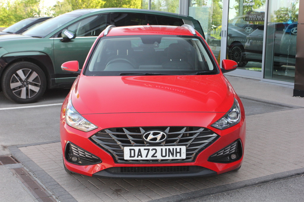Hyundai I30 1.0T Gdi Se Connect Red #2