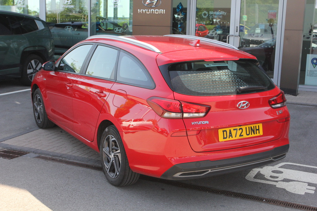 Hyundai I30 1.0T Gdi Se Connect Red #3
