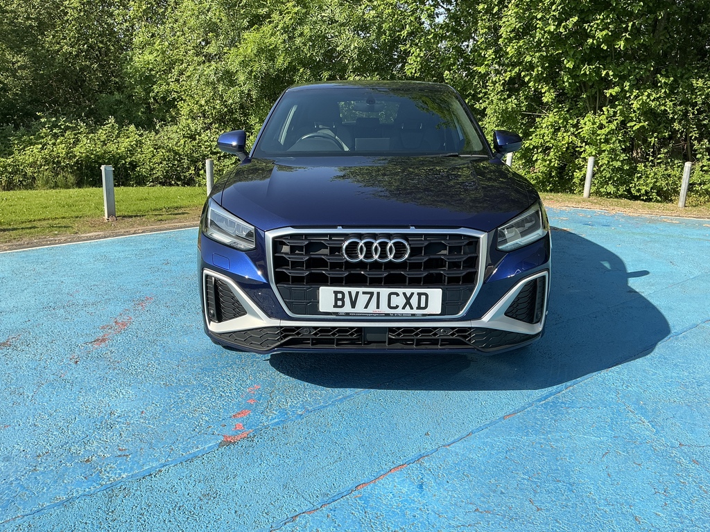 Audi Q2 35 Tfsi S Line BV71CXD Blue #3