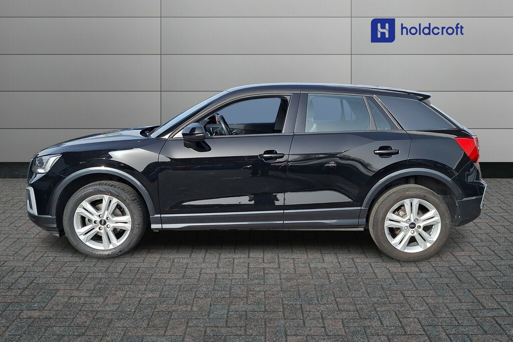 Audi Q2 30 Tfsi 116 Sport DH23LKM Black #6