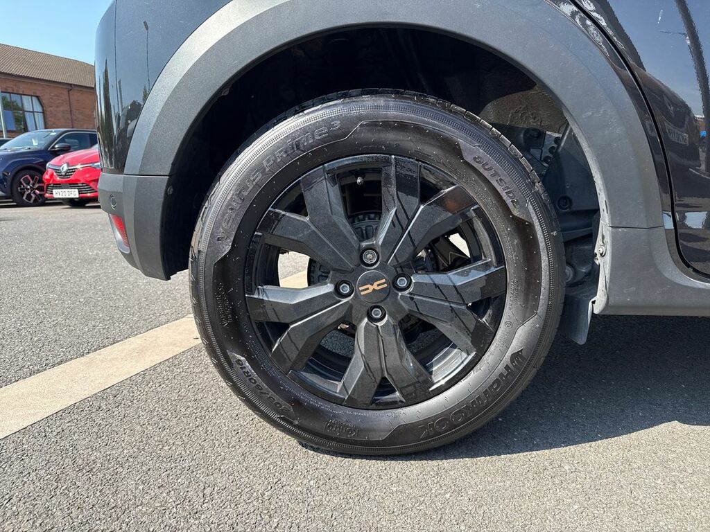 Dacia Sandero Stepway 1.0 Tce Extreme Cvt BK74SYY Black #5
