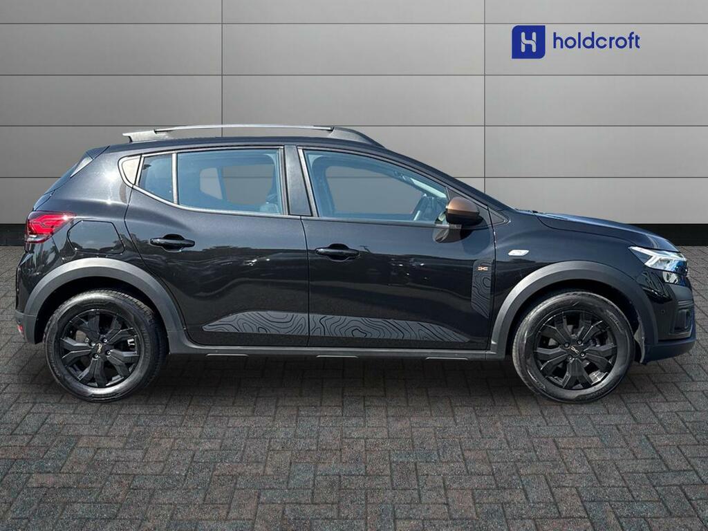 Dacia Sandero Stepway 1.0 Tce Extreme Cvt BK74SYY Black #6