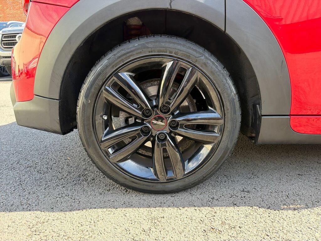 Mini Hatch 1.5 C Sport DV23GVJ Red #4