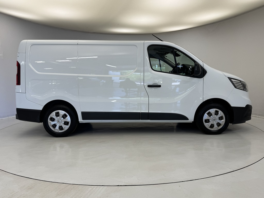 Renault Trafic Sl28 Blue Dci 130 Business Van FG23BYO White #4