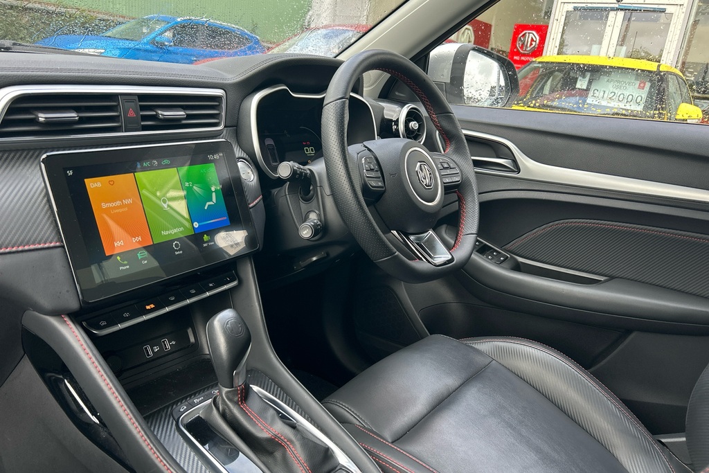 MG ZS 1.0T Gdi Exclusive Dct Silver #2