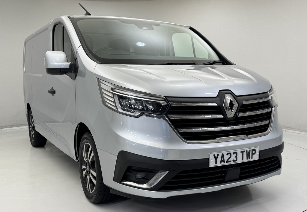 Renault Trafic Sl30 Blue Dci 150 Extra Sport Van Grey