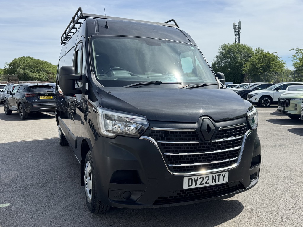 Renault Master Mm35dci 135 Business Medium Roof Van Black