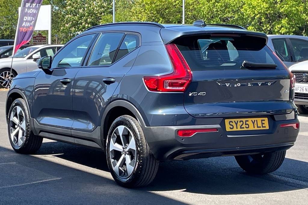 Volvo XC40 Plus Dark SY25YLE Blue #3