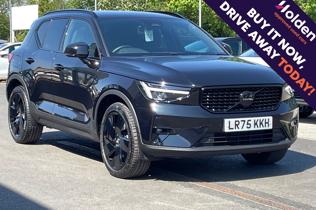 Volvo XC40 Plus Black Edition Black