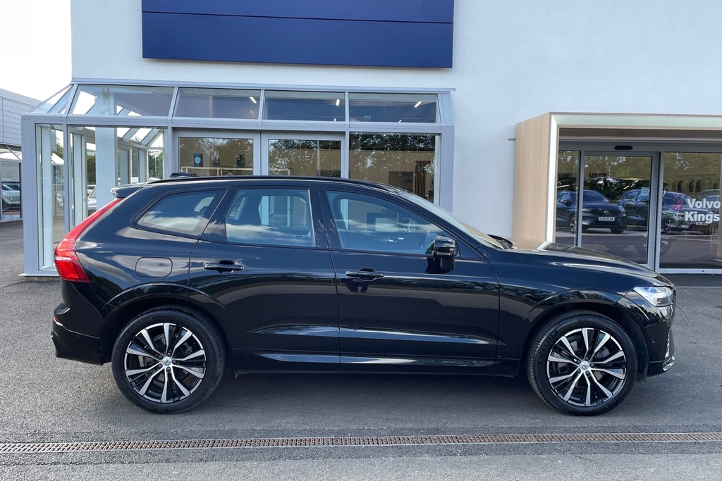 Volvo XC60 Plus FE23LHR Black #4