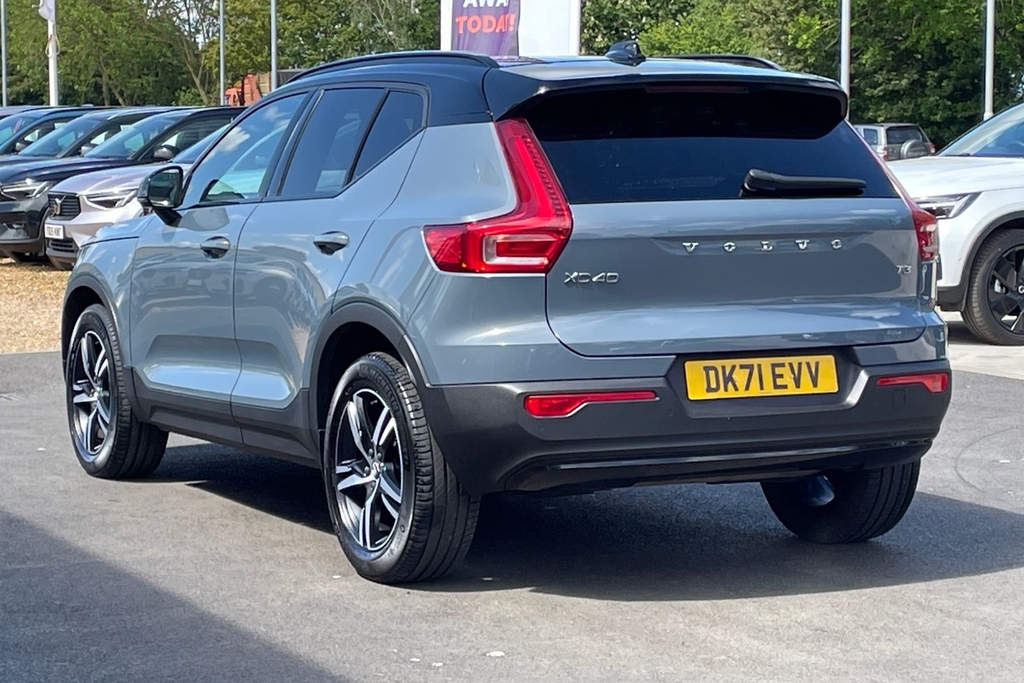 Volvo XC40 R-design DK71EVV Grey #3