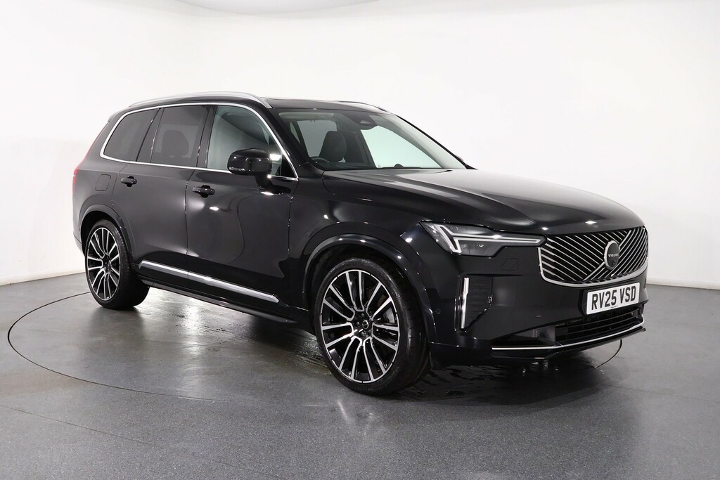 Volvo XC90 Ultra Bright Black